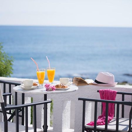 הרסוניסוס Arlen Beach Hotel מראה חיצוני תמונה