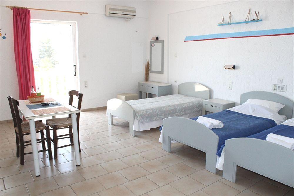הרסוניסוס Arlen Beach Hotel מראה חיצוני תמונה