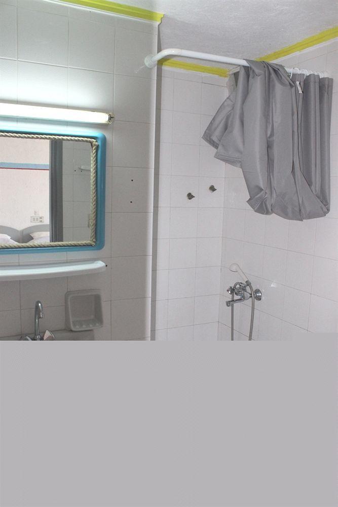 הרסוניסוס Arlen Beach Hotel מראה חיצוני תמונה