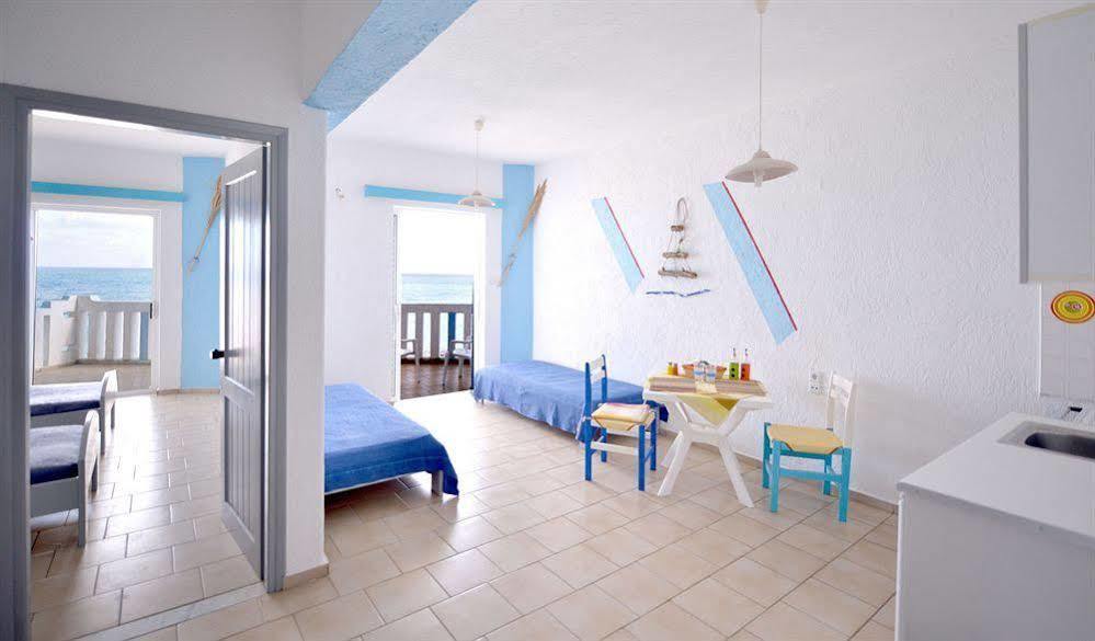 הרסוניסוס Arlen Beach Hotel מראה חיצוני תמונה