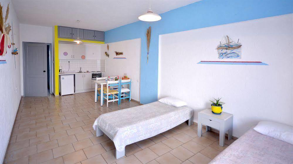 הרסוניסוס Arlen Beach Hotel מראה חיצוני תמונה